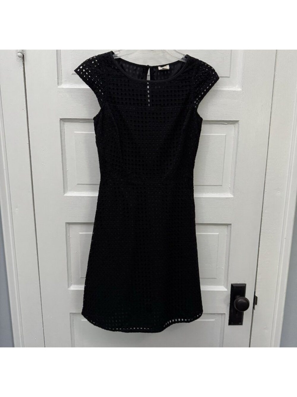 J.Crew Black Cotton Eyelet Fit & Flare Dress 00 Cap Sleeve Lined